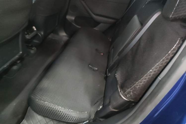 Used Tesla Model Y 2021 Long-Range All-Wheel-Drive Version Left Rear Seat