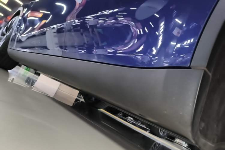 Used Tesla Model Y 2021 Performance High-Performance All-Wheel-Drive Version Left Side Sill