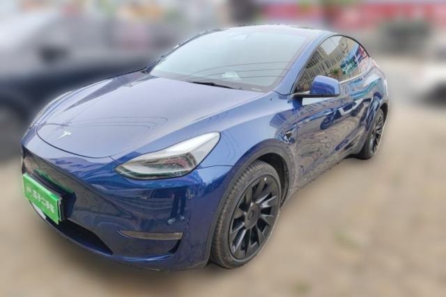 Used Tesla Model Y 2021 Long-Range All-Wheel-Drive Version