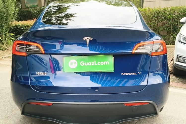 Used Tesla Model Y 2021 Long-Range All-Wheel-Drive Version Rear