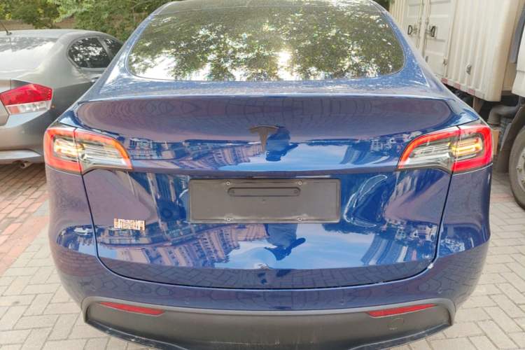 Used Tesla Model Y 2021 Long-Range All-Wheel-Drive Version Rear