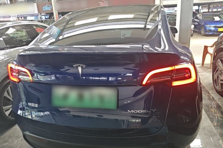 Used Tesla Model Y 2021 Long-Range All-Wheel-Drive Version Rear