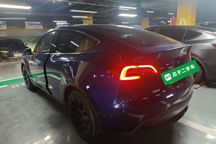 Used Tesla Model Y 2021 Long-Range All-Wheel-Drive Version 3D7 Rear Left 45 Deg