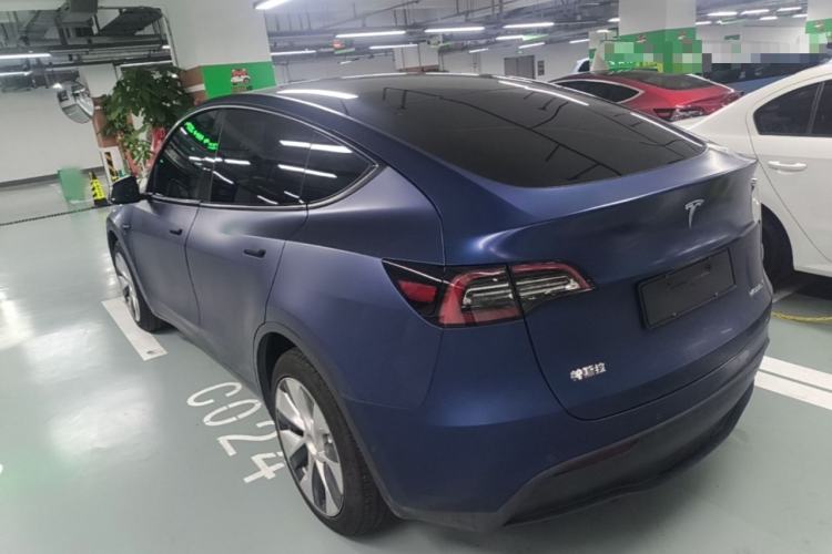 Used Tesla Model Y 2021 Long-Range All-Wheel-Drive Version Rear Left 45 Deg
