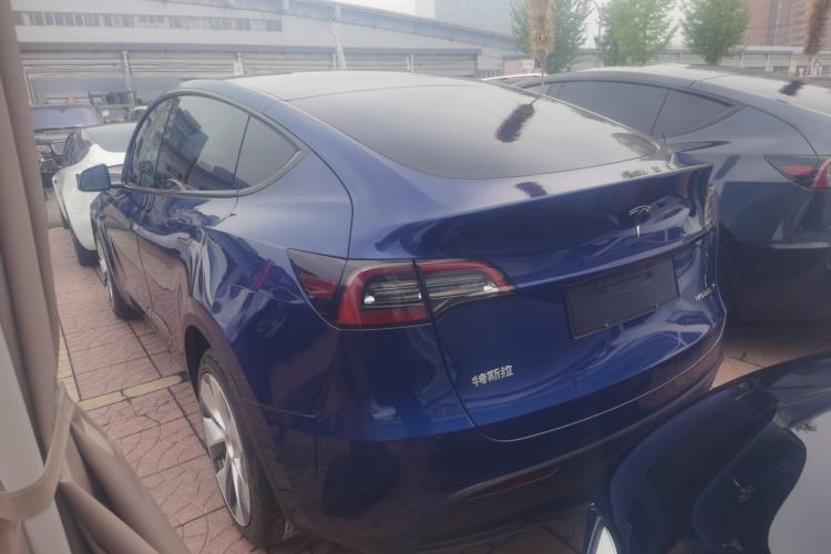 Used Tesla Model Y 2021 Long-Range All-Wheel-Drive Version 3D7 Rear Left 45 Deg