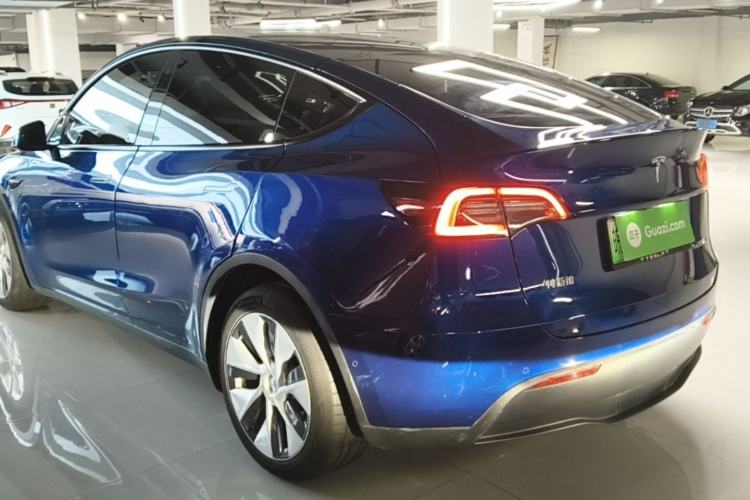 Used Tesla Model Y 2021 Long-Range All-Wheel-Drive Version 3D7 Rear Left 45 Deg
