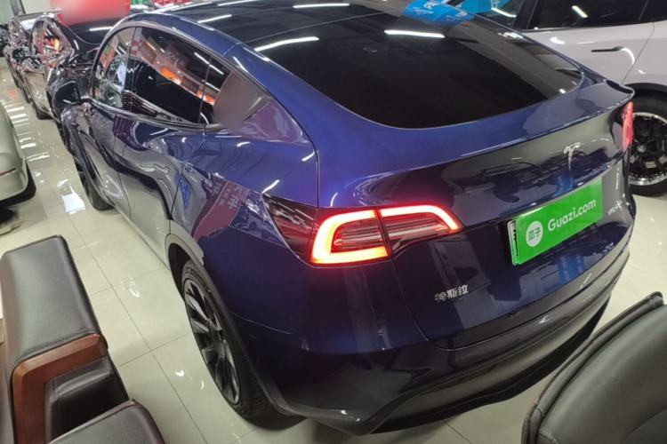 Used Tesla Model Y 2021 Long-Range All-Wheel-Drive Version 3D7 Rear Left 45 Deg