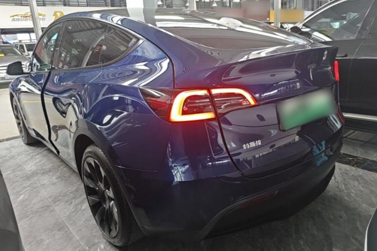 Used Tesla Model Y 2021 Long-Range All-Wheel-Drive Version Rear Left 45 Deg