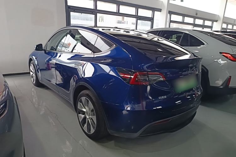 Used Tesla Model Y 2021 Long-Range All-Wheel-Drive Version Rear Left 45 Deg