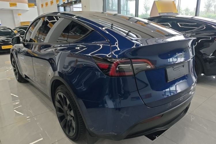 Used Tesla Model Y 2021 Long-Range All-Wheel-Drive Version 3D7 Rear Left 45 Deg