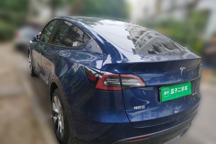 Used Tesla Model Y 2021 Long-Range All-Wheel-Drive Version 3D7 Rear Left 45 Deg