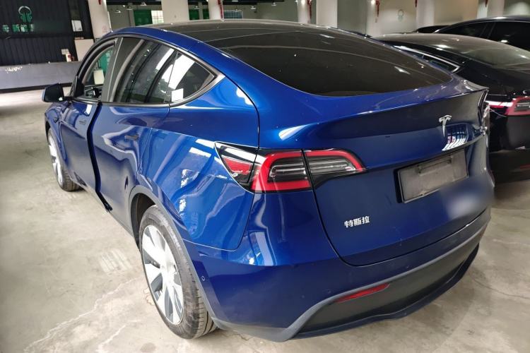 Used Tesla Model Y 2021 Long-Range All-Wheel-Drive Version 3D7 Rear Left 45 Deg