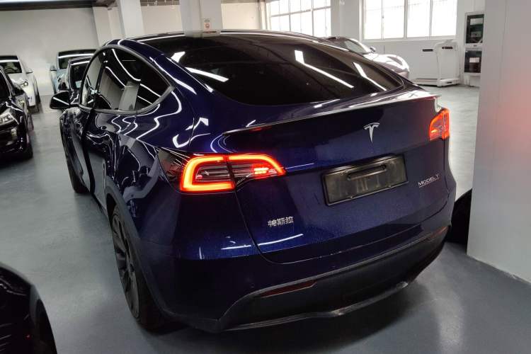 Used Tesla Model Y 2021 Performance High-Performance All-Wheel-Drive Version Rear Left 45 Deg