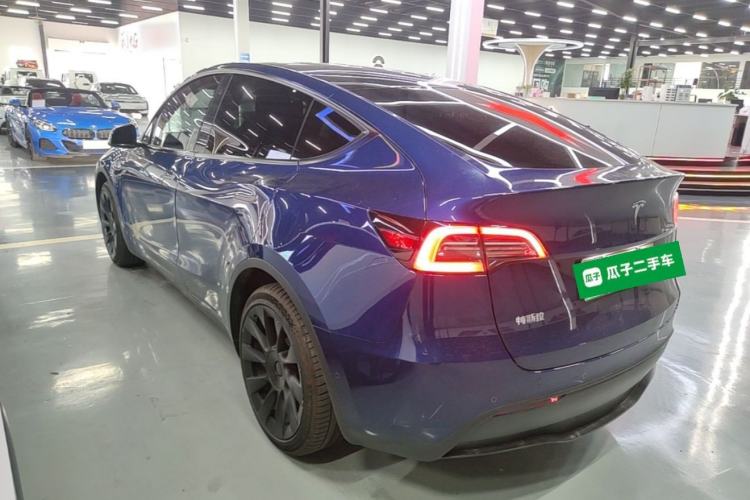 Used Tesla Model Y 2021 Long-Range All-Wheel-Drive Version Rear Left 45 Deg