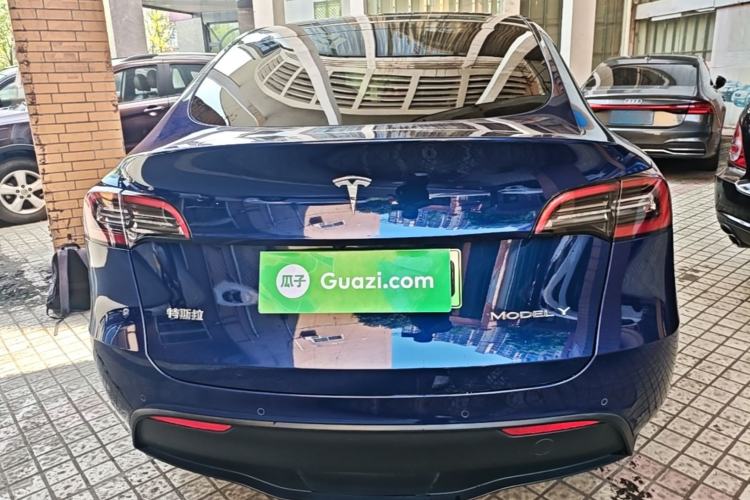 Used Tesla Model Y 2021 Long-Range All-Wheel-Drive Version 3D7 Rear