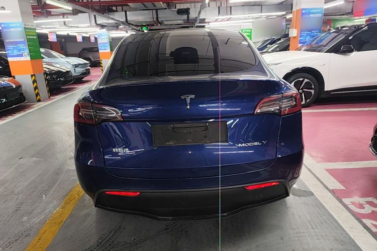Used Tesla Model Y 2021 Long-Range All-Wheel-Drive Version Rear