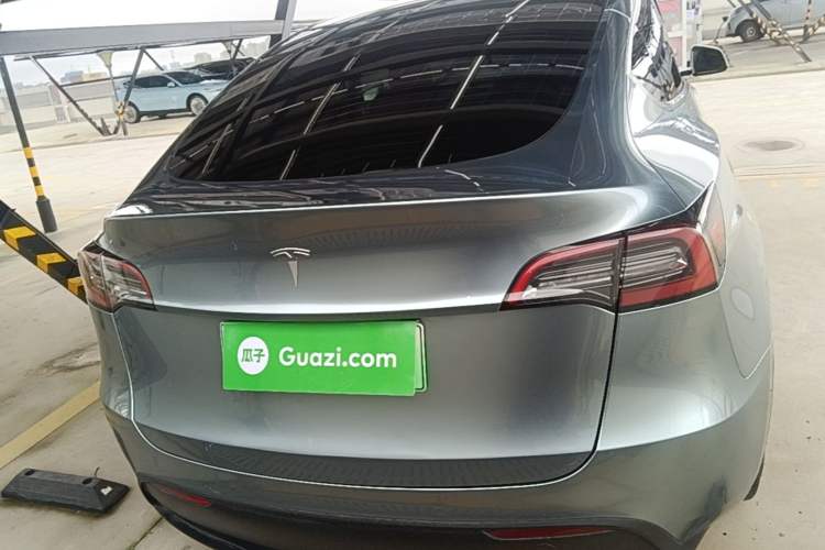 Used Tesla Model Y 2021 Standard Range Rear-Wheel Drive Version Rear