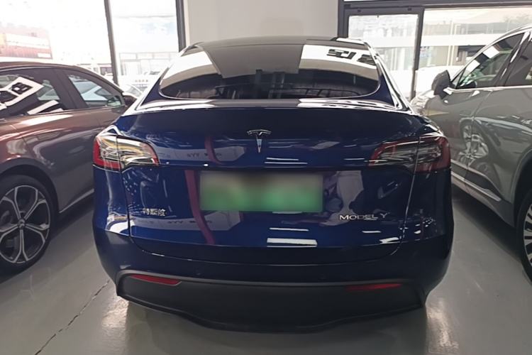 Used Tesla Model Y 2021 Long-Range All-Wheel-Drive Version Rear