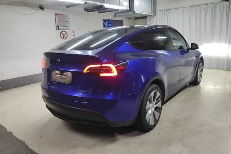 Used Tesla Model Y 2021 Long-Range All-Wheel-Drive Version 3D7 Rear Right 45 Deg