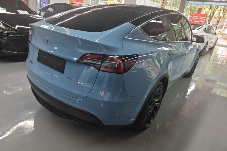 Used Tesla Model Y 2021 Long-Range All-Wheel-Drive Version 3D7 Rear Right 45 Deg