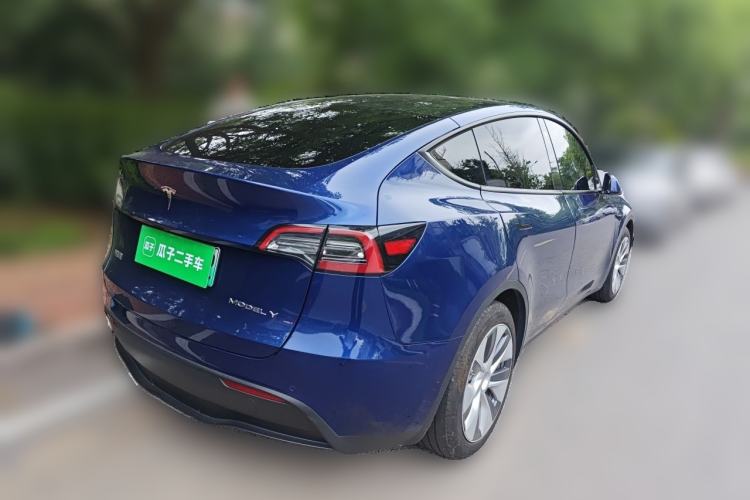 Used Tesla Model Y 2021 Standard Range Rear-Wheel Drive Version Rear Right 45 Deg
