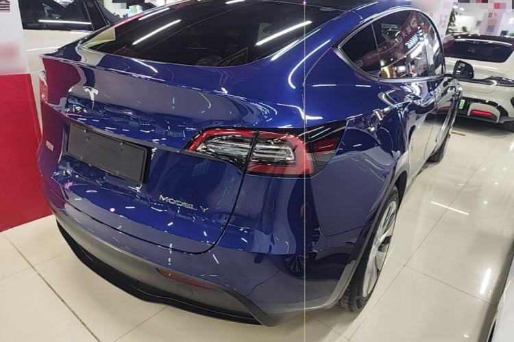 Used Tesla Model Y 2021 Standard Range Rear-Wheel Drive Version Rear Right 45 Deg