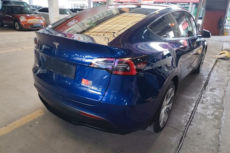 Used Tesla Model Y 2021 Standard Range Rear-Wheel Drive Version Rear Right 45 Deg