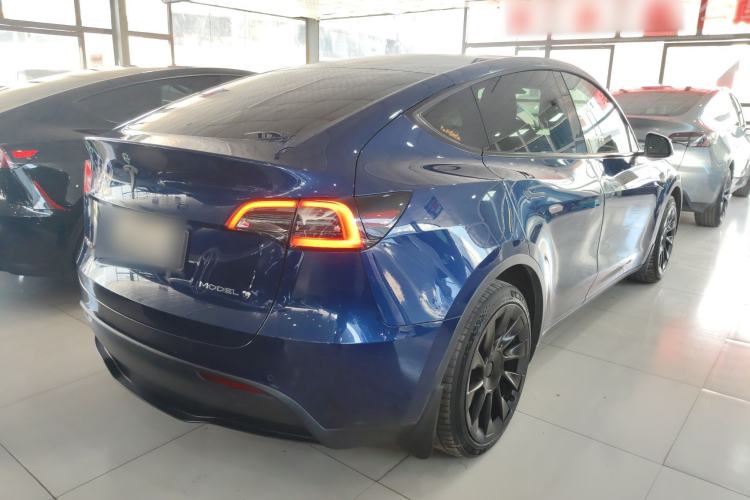 Used Tesla Model Y 2021 Long-Range All-Wheel-Drive Version Rear Right 45 Deg