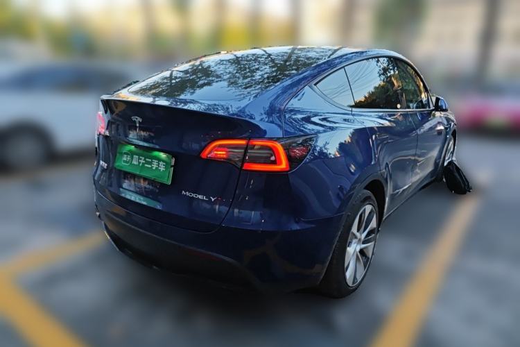Used Tesla Model Y 2021 Long-Range All-Wheel-Drive Version 3D7 Rear Right 45 Deg