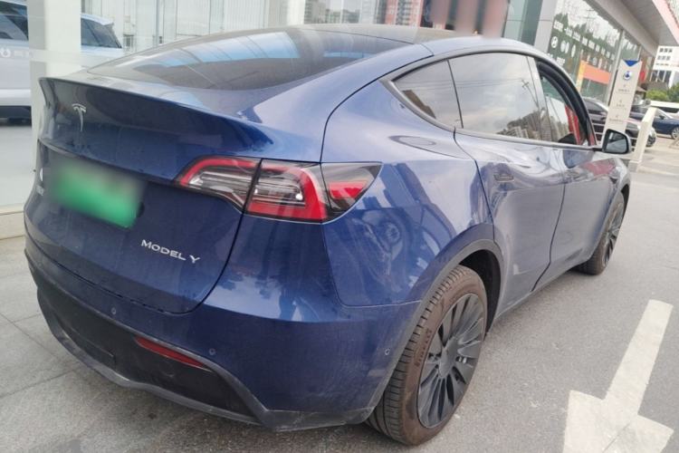 Used Tesla Model Y 2021 Long-Range All-Wheel-Drive Version 3D7 Rear Right 45 Deg