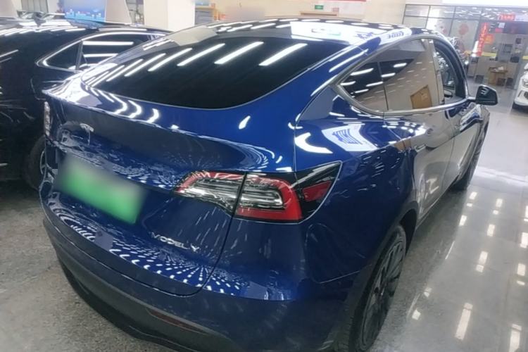 Used Tesla Model Y 2021 Long-Range All-Wheel-Drive Version 3D7 Rear Right 45 Deg