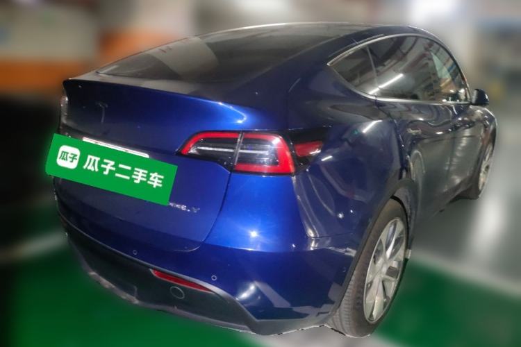 Used Tesla Model Y 2021 Standard Range Rear-Wheel Drive Version Rear Right 45 Deg