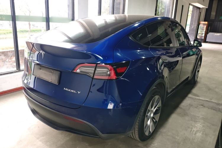 Used Tesla Model Y 2021 Long-Range All-Wheel-Drive Version 3D7 Rear Right 45 Deg