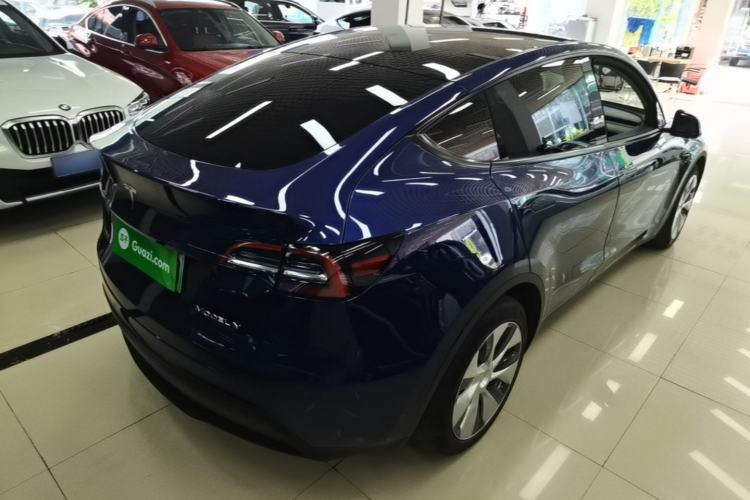 Used Tesla Model Y 2021 Long-Range All-Wheel-Drive Version Rear Right 45 Deg