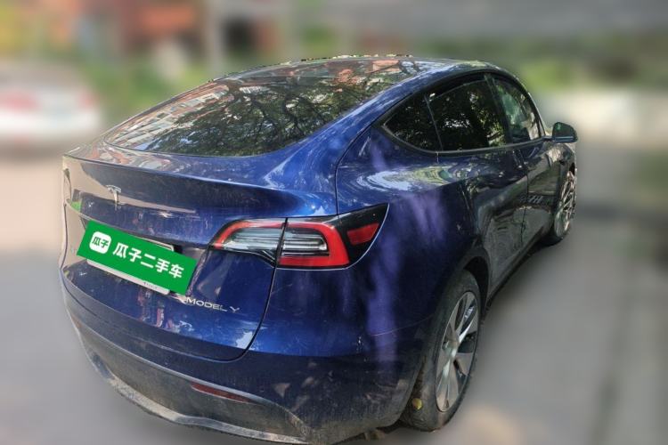 Used Tesla Model Y 2021 Standard Range Rear-Wheel Drive Version Rear Right 45 Deg