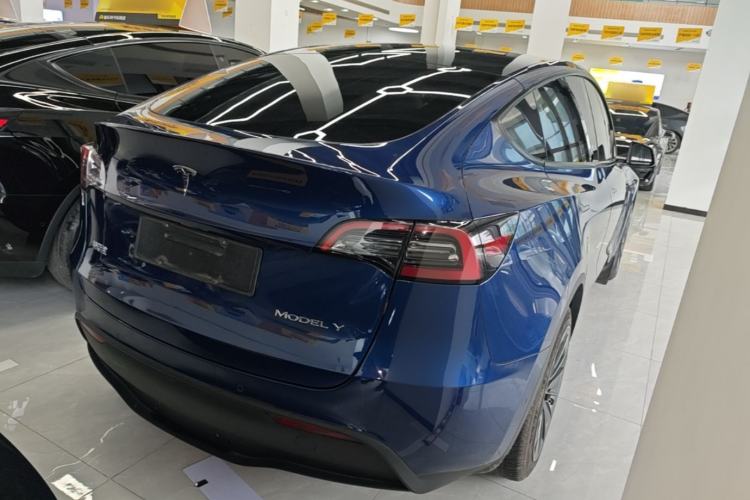 Used Tesla Model Y 2021 Standard Range Rear-Wheel Drive Version Rear Right 45 Deg