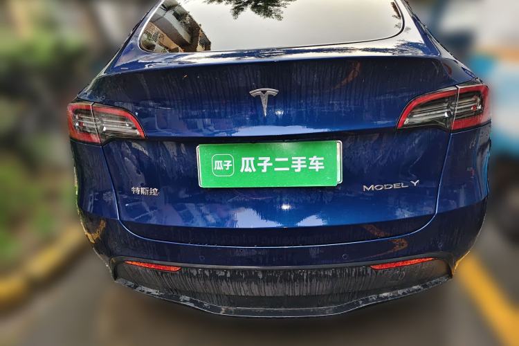 Used Tesla Model Y 2021 Long-Range All-Wheel-Drive Version Rear