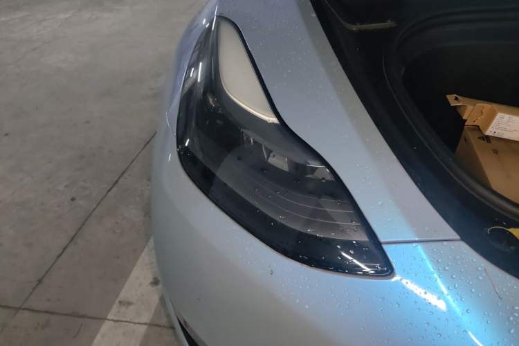 Used Tesla Model Y 2021 Long-Range All-Wheel-Drive Version Right Front Headlight