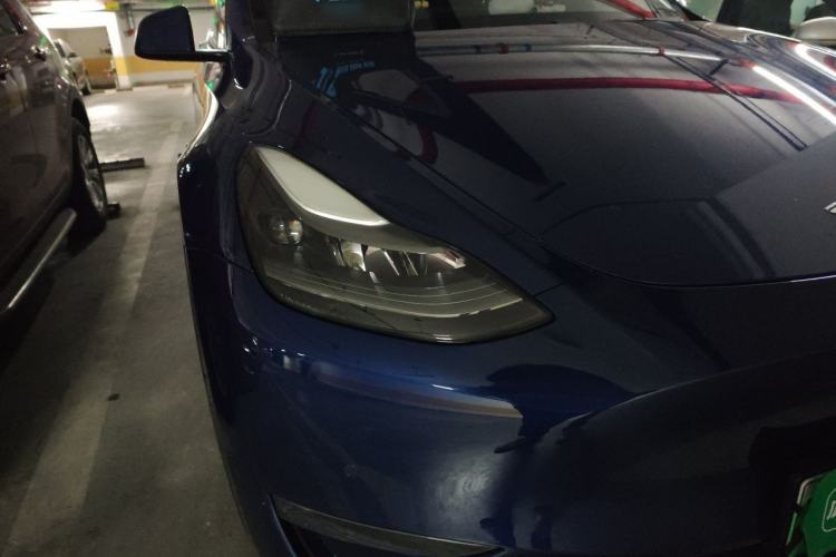 Used Tesla Model Y 2021 Long-Range All-Wheel-Drive Version Right Front Headlight