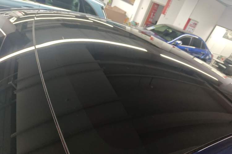Used Tesla Model Y 2021 Long-Range All-Wheel-Drive Version 3D7 Roof