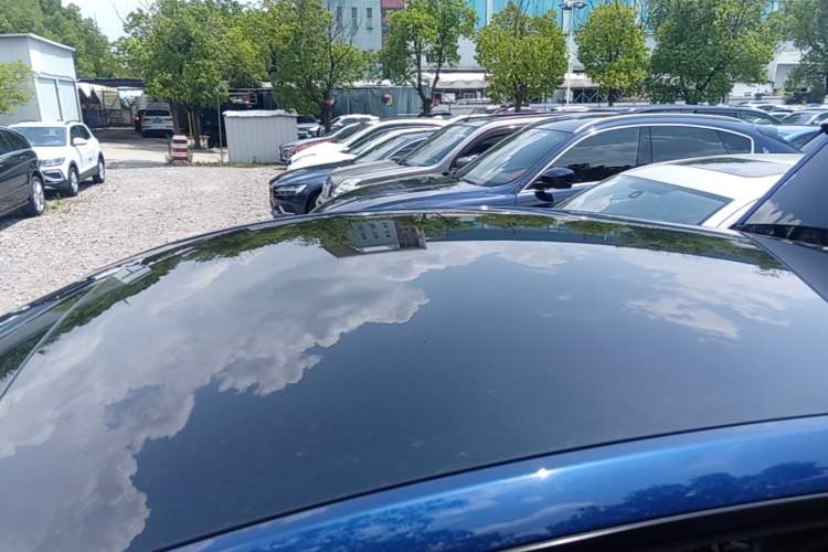 Used Tesla Model Y 2021 Long-Range All-Wheel-Drive Version 3D7 Roof