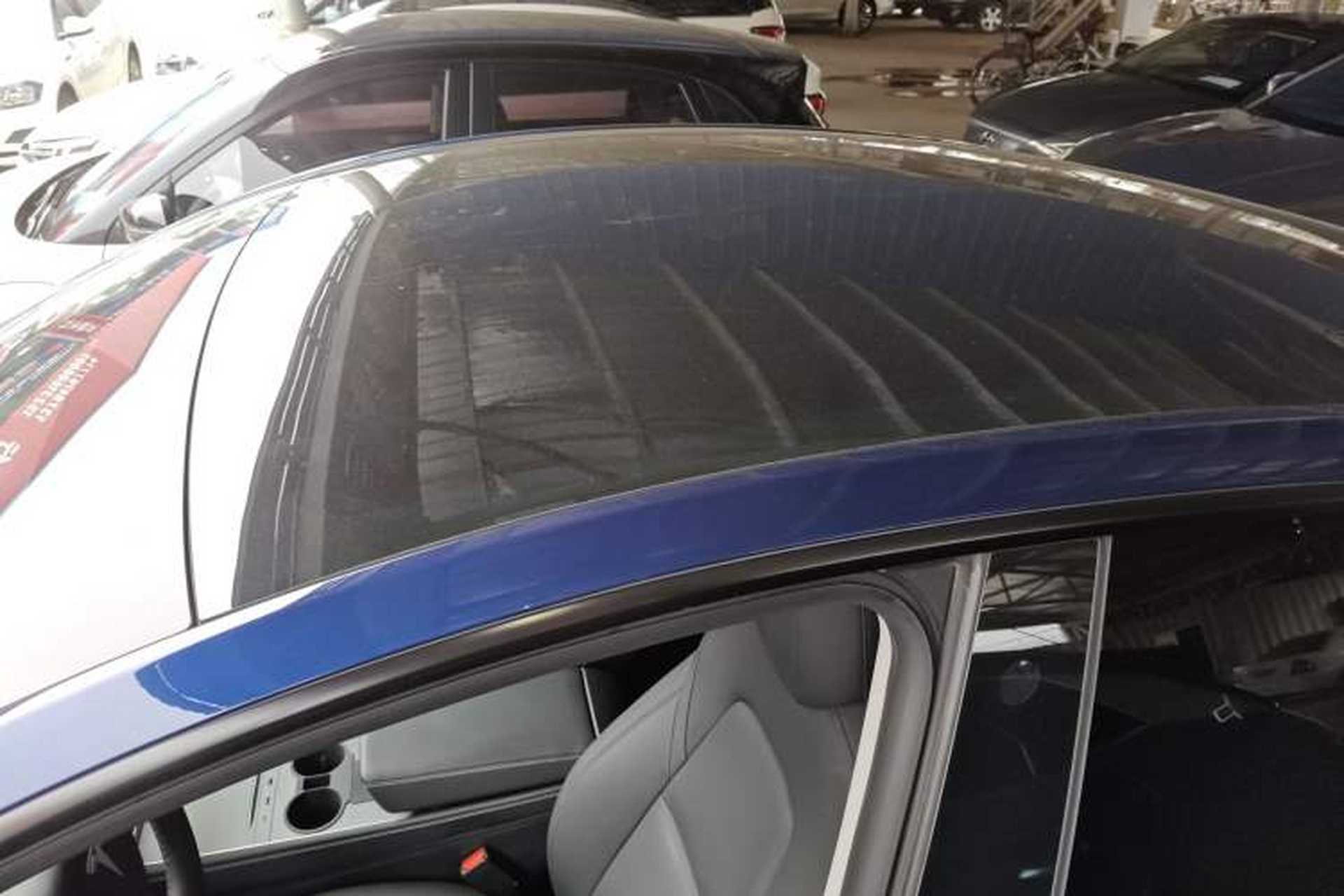 Used Tesla Model Y 2021 Long-Range All-Wheel-Drive Version 3D7 Roof