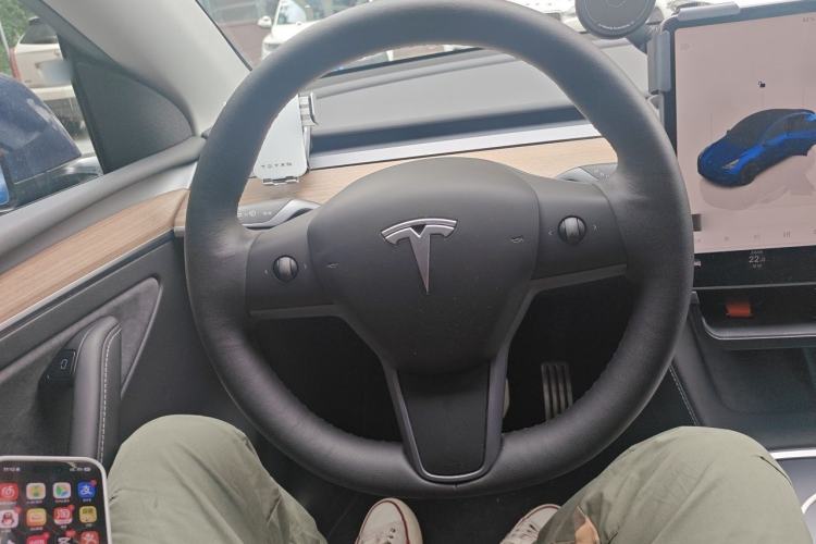 Used Tesla Model Y 2021 Performance High-Performance All-Wheel-Drive Version Steering Wheel