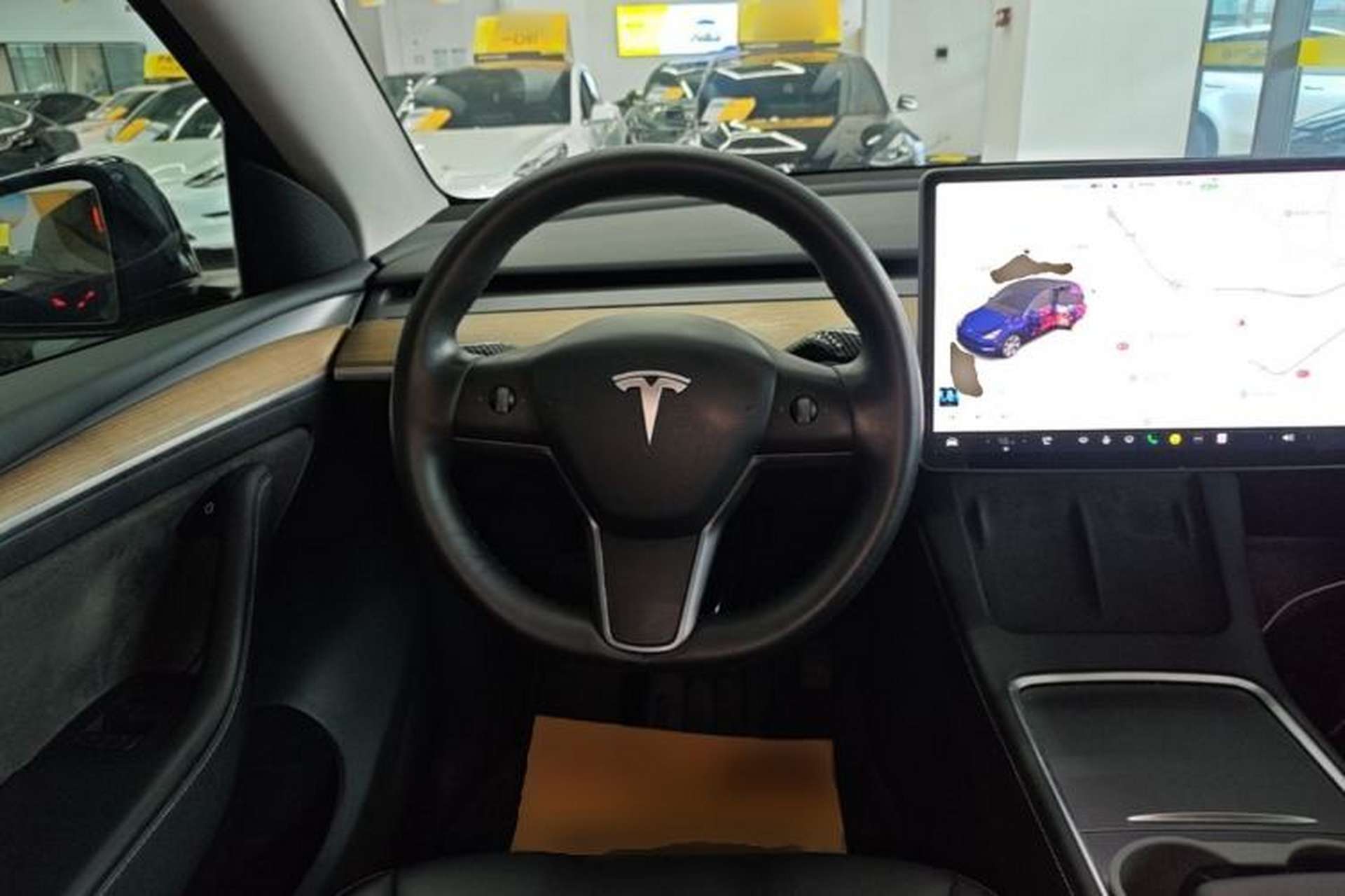 Used Tesla Model Y 2021 Standard Range Rear-Wheel Drive Version Steering Wheel