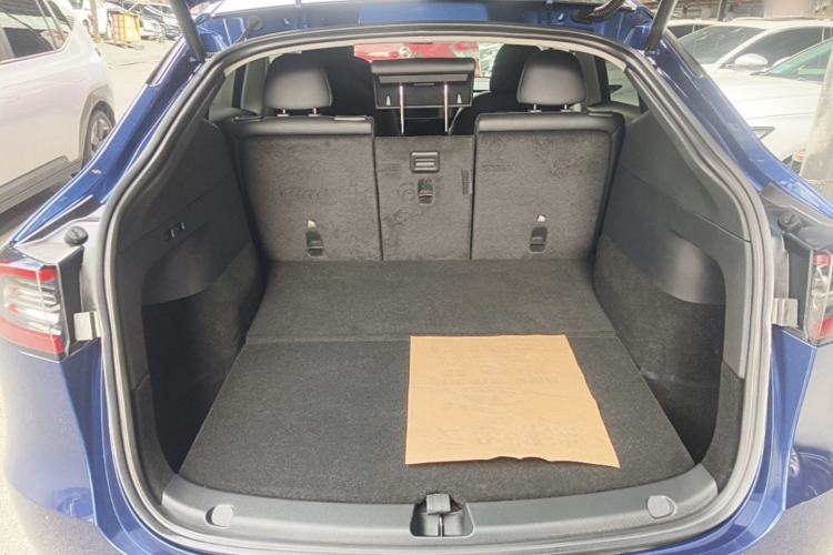 Used Tesla Model Y 2021 Performance High-Performance All-Wheel-Drive Version Trunk