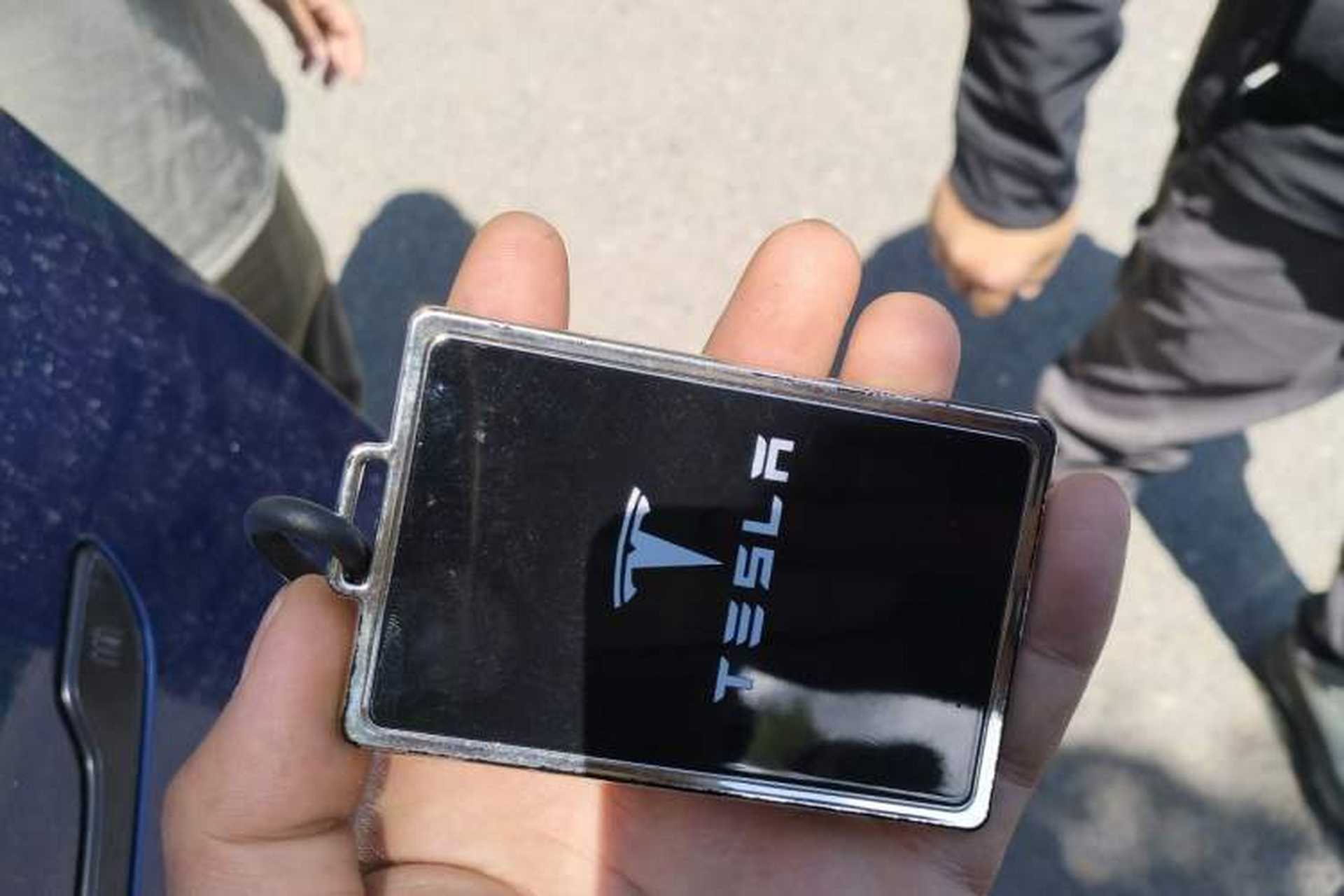 Used Tesla Model Y 2021 Long-Range All-Wheel-Drive Version Vehicle Key