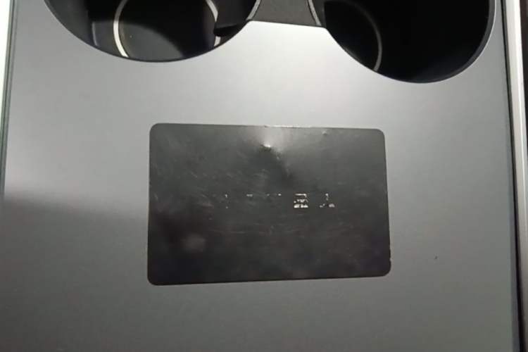 Used Tesla Model Y 2021 Standard Range Rear-Wheel Drive Version Vehicle Key