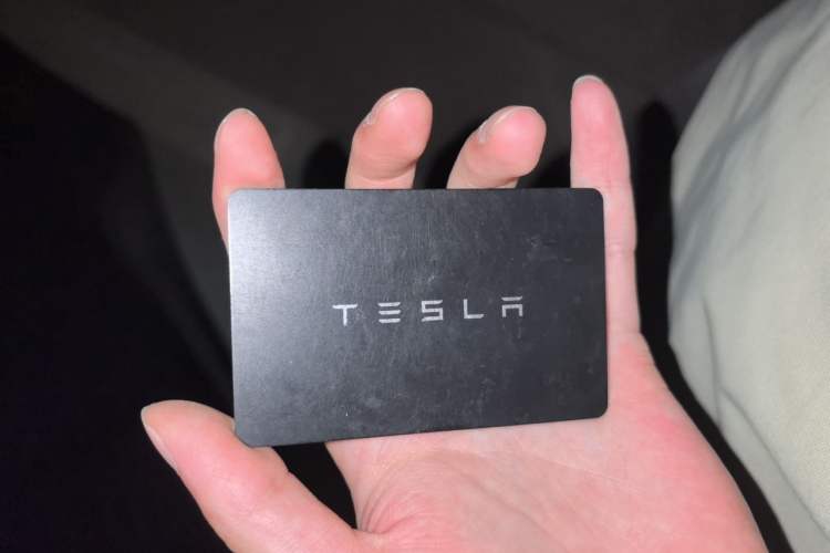 Used Tesla Model Y 2021 Standard Range Rear-Wheel Drive Version Vehicle Key