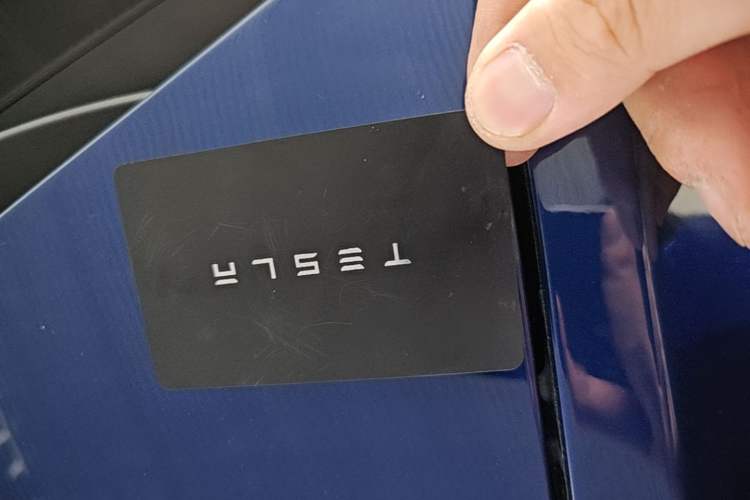 Used Tesla Model Y 2021 Standard Range Rear-Wheel Drive Version Vehicle Key