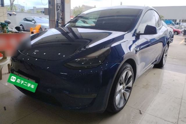 Used Tesla Model Y 2021 Long-Range All-Wheel-Drive Version 3D7